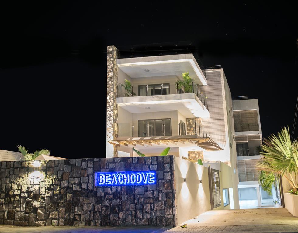 Beachcove Apartment 2 Pereybere Beach Esterno foto